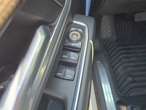 Certified 2025 Chevrolet Silverado 2500 LT w/ Convenience Package image 16