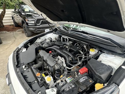 Used 2018 Subaru Outback 2.5i Premium AWD/4WD image 27