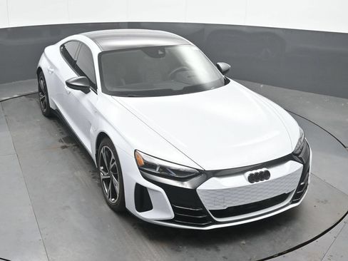Used 2023 Audi e-tron GT Premium Plus w/ Performance Package AWD/4WD image 33