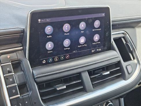 Used 2021 GMC Yukon XL SLT w/ SLT Premium Package image 12