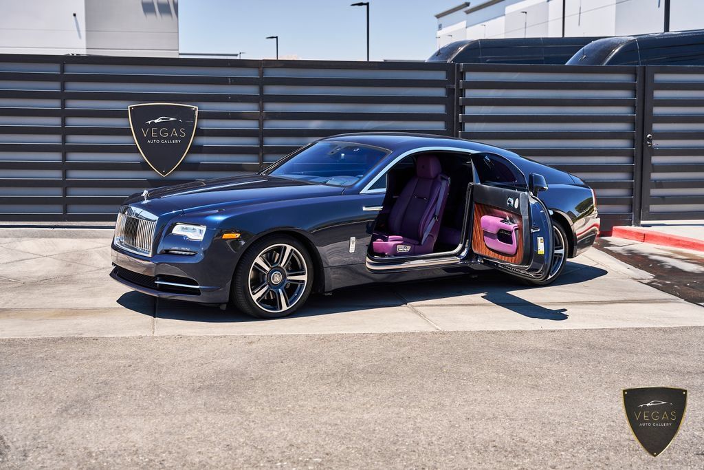 Used 2017 Rolls-Royce Wraith RWD image 5