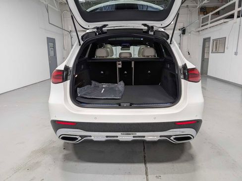 Certified 2025 Mercedes-Benz GLC 300 4MATIC image 36