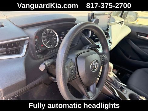 Used 2020 Toyota Corolla LE image 14