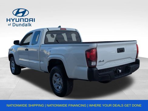 Used 2020 Toyota Tacoma SR image 10