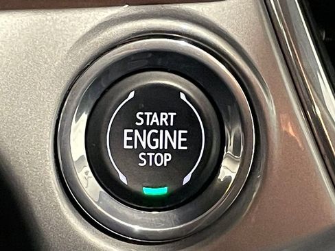 Used 2024 Chevrolet Trax LT w/ Driver Confidence Package image 26