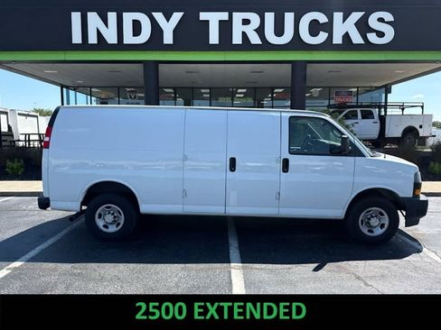 Used 2021 Chevrolet Express 2500 Extended RWD image 1