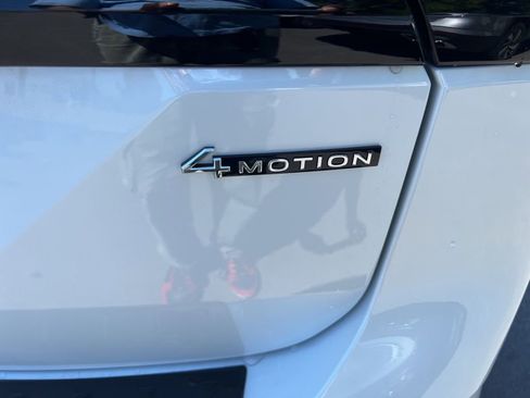 New 2026 Volkswagen Atlas Peak Edition image 8