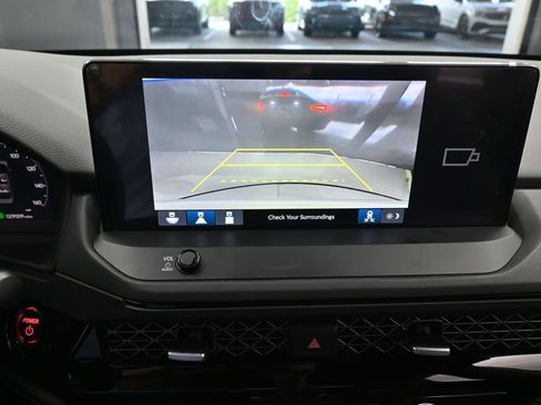 Used 2024 Honda Accord Sport image 21