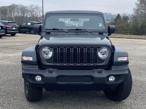 Used 2025 Jeep Wrangler Sport image 2