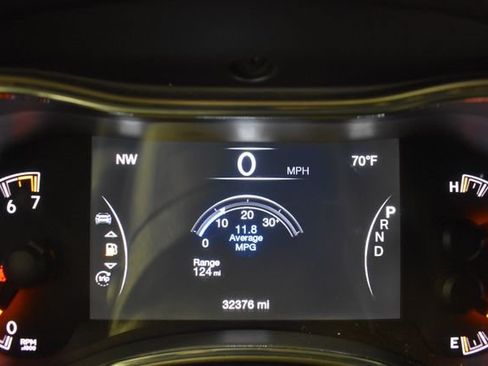 Used 2021 Jeep Grand Cherokee Laredo X AWD/4WD image 29