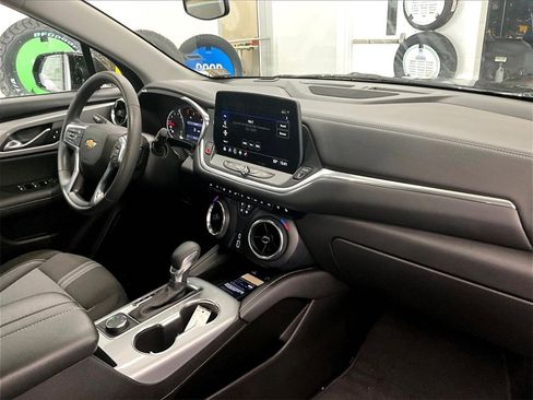 Used 2024 Chevrolet Blazer LT image 14