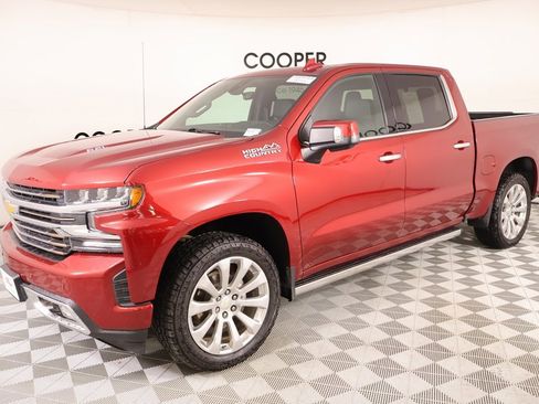 Used 2022 Chevrolet Silverado 1500 High Country w/ Technology Package image 10