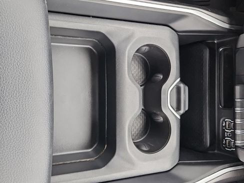 Used 2022 RAM 1500 Big Horn RWD image 30