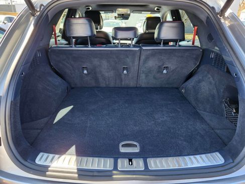 Used 2024 Genesis GV70 2.5T w/ Sport Prestige Package image 34