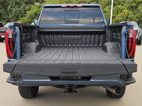 New 2026 GMC Sierra 2500 Denali w/ Denali Reserve Package AWD/4WD image 6