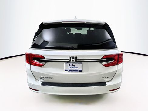 Used 2023 Honda Odyssey Elite image 6
