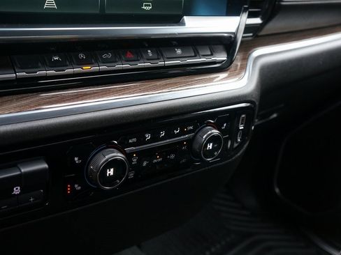 Used 2025 Chevrolet Silverado 1500 LT image 25