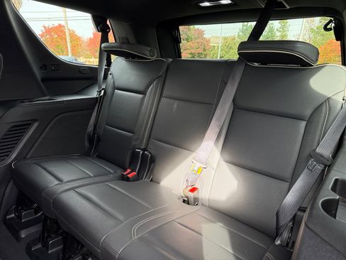 Used 2023 GMC Yukon SLT image 21