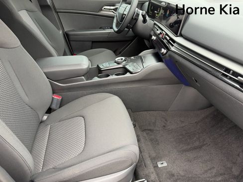 New 2026 Kia Sportage S image 10