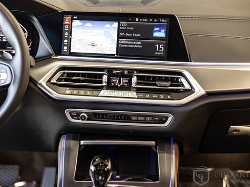 Used 2022 BMW X5 xDrive40i w/ Premium Package image 42