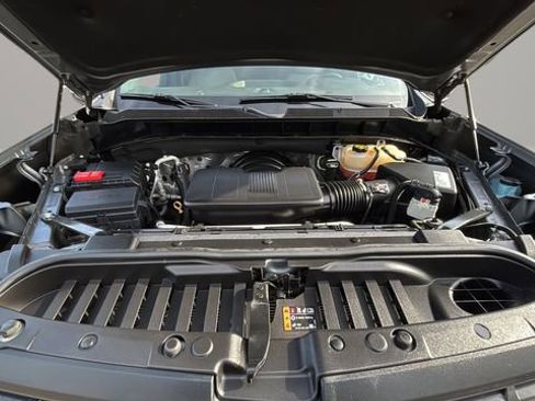 Used 2021 Chevrolet Silverado 1500 LT image 32