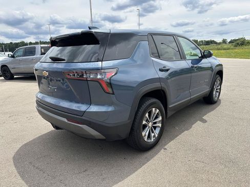 Used 2025 Chevrolet Equinox LT AWD/4WD image 8