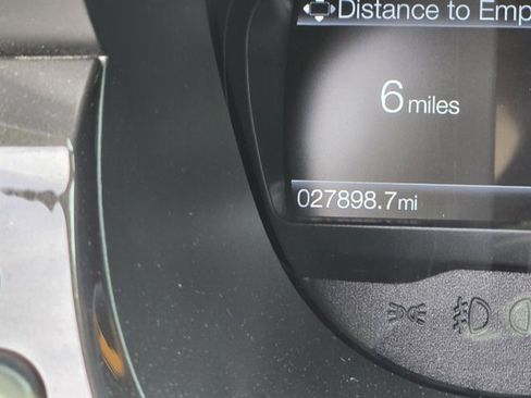 Used 2022 Ford Ranger Lariat w/ Equipment Group 501A High image 31