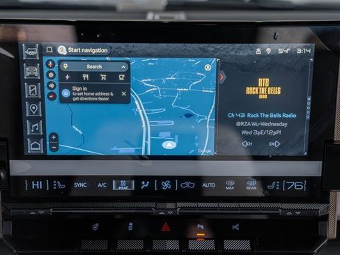 Used 2024 GMC Hummer EV 2X image 27