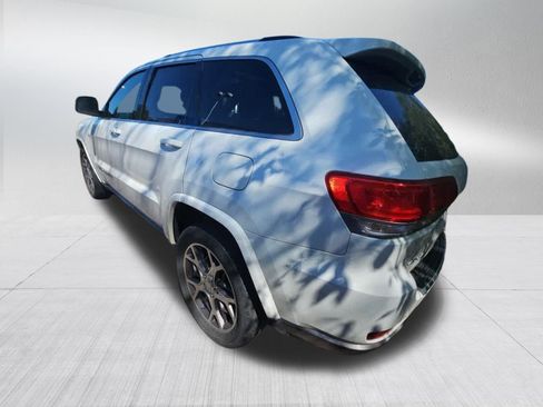 Used 2018 Jeep Grand Cherokee Limited AWD/4WD image 6
