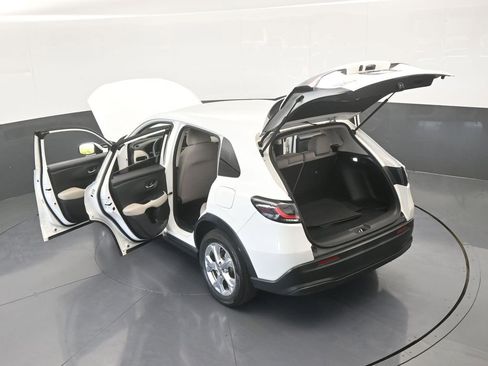 Used 2023 Honda HR-V LX image 65