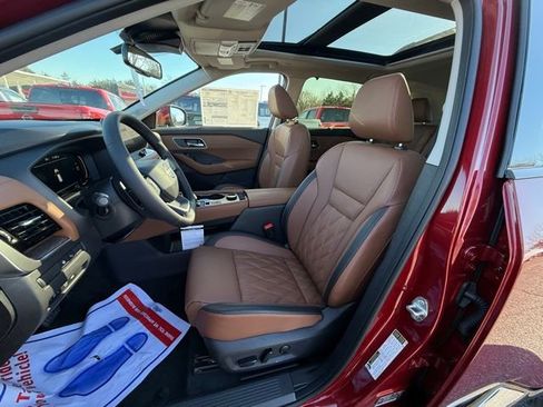 New 2026 Nissan Rogue Platinum w/ Platinum Premium Package image 12