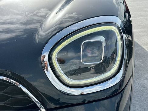Used 2023 MINI Cooper Countryman S w/ Signature Upholstery Package FWD image 31