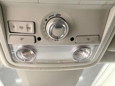 Used 2022 Volkswagen Passat 2.0T SE image 19