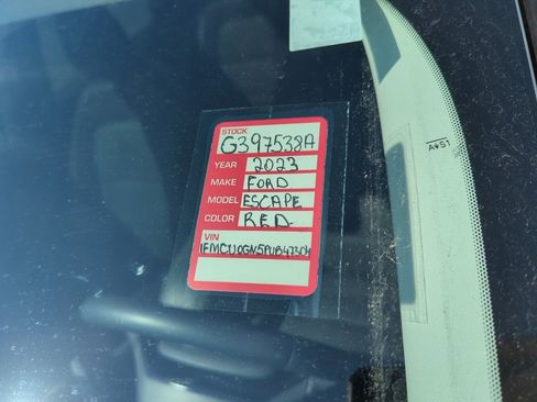 Used 2023 Ford Escape Active w/ Tech Pack #2 image 6