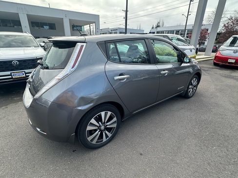 Used 2015 Nissan Leaf SL image 7