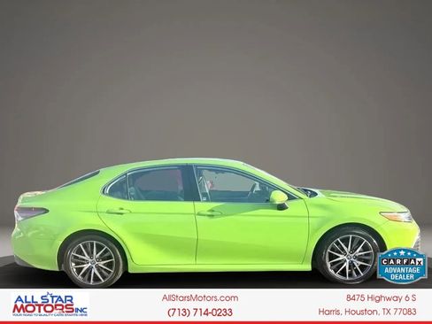 Used 2022 Toyota Camry XLE FWD image 9