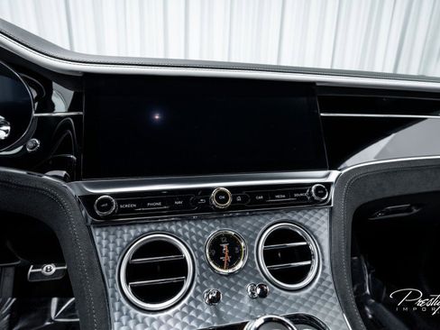 Used 2024 Bentley Continental GT Speed image 28