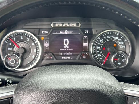 Used 2024 RAM 1500 Laramie AWD/4WD image 18