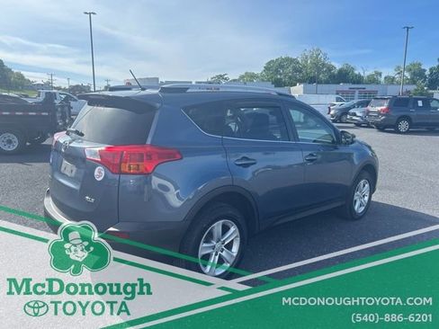 Used 2013 Toyota RAV4 XLE FWD image 4
