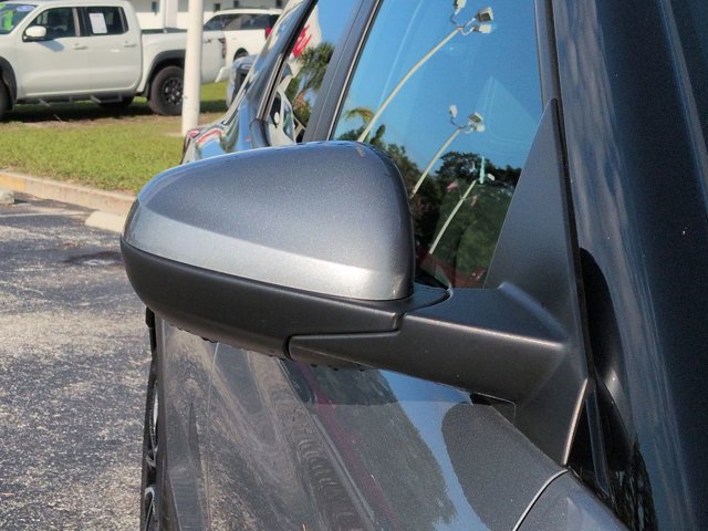 Used 2025 Chevrolet TrailBlazer LT w/ Driver Confidence Package FWD image 11
