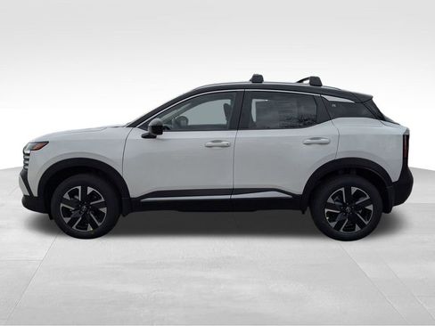 New 2026 Nissan Kicks SV w/ Cold Weather Package AWD/4WD image 12