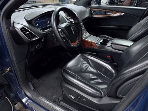 Used 2019 Lincoln Nautilus Reserve AWD/4WD image 21