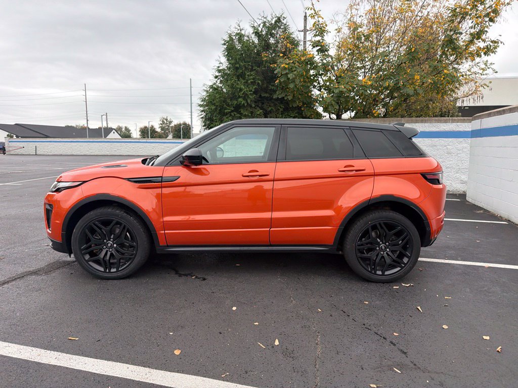 Used 2017 Land Rover Range Rover Evoque HSE Dynamic AWD/4WD image 2