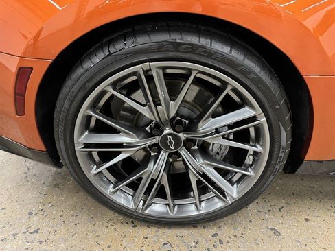 Used 2022 Chevrolet Camaro ZL1 RWD image 19