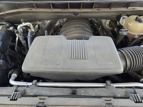 Used 2021 Chevrolet Tahoe Z71 w/ Luxury Package image 40