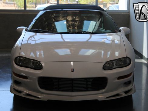 Used 2000 Chevrolet Camaro Z28 image 10
