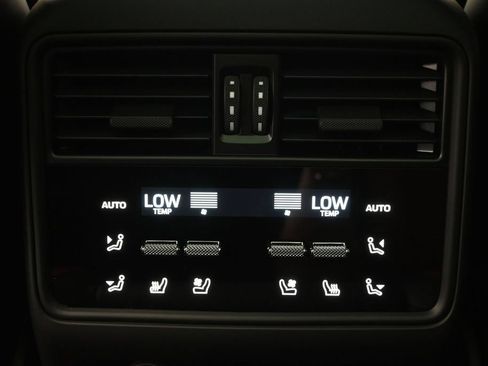 Used 2026 Porsche Cayenne S AWD/4WD image 22
