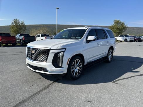 Used 2025 Cadillac Escalade Premium Luxury w/ Touring Package AWD/4WD image 3