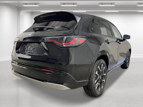 New 2026 Honda HR-V EX-L image 3