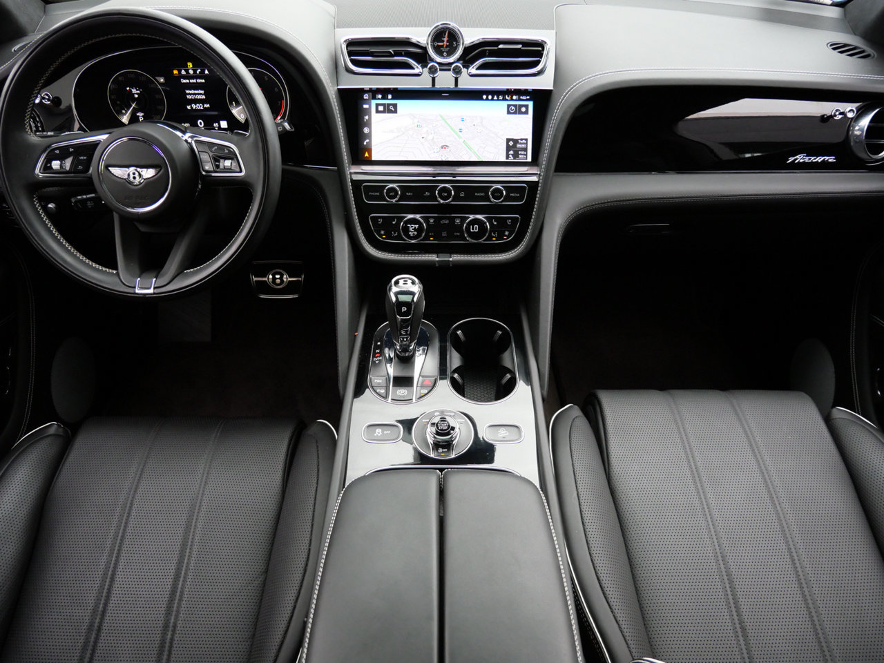 Used 2023 Bentley Bentayga AWD/4WD image 4